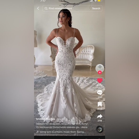 Wedding dress - Picture 4 of 8